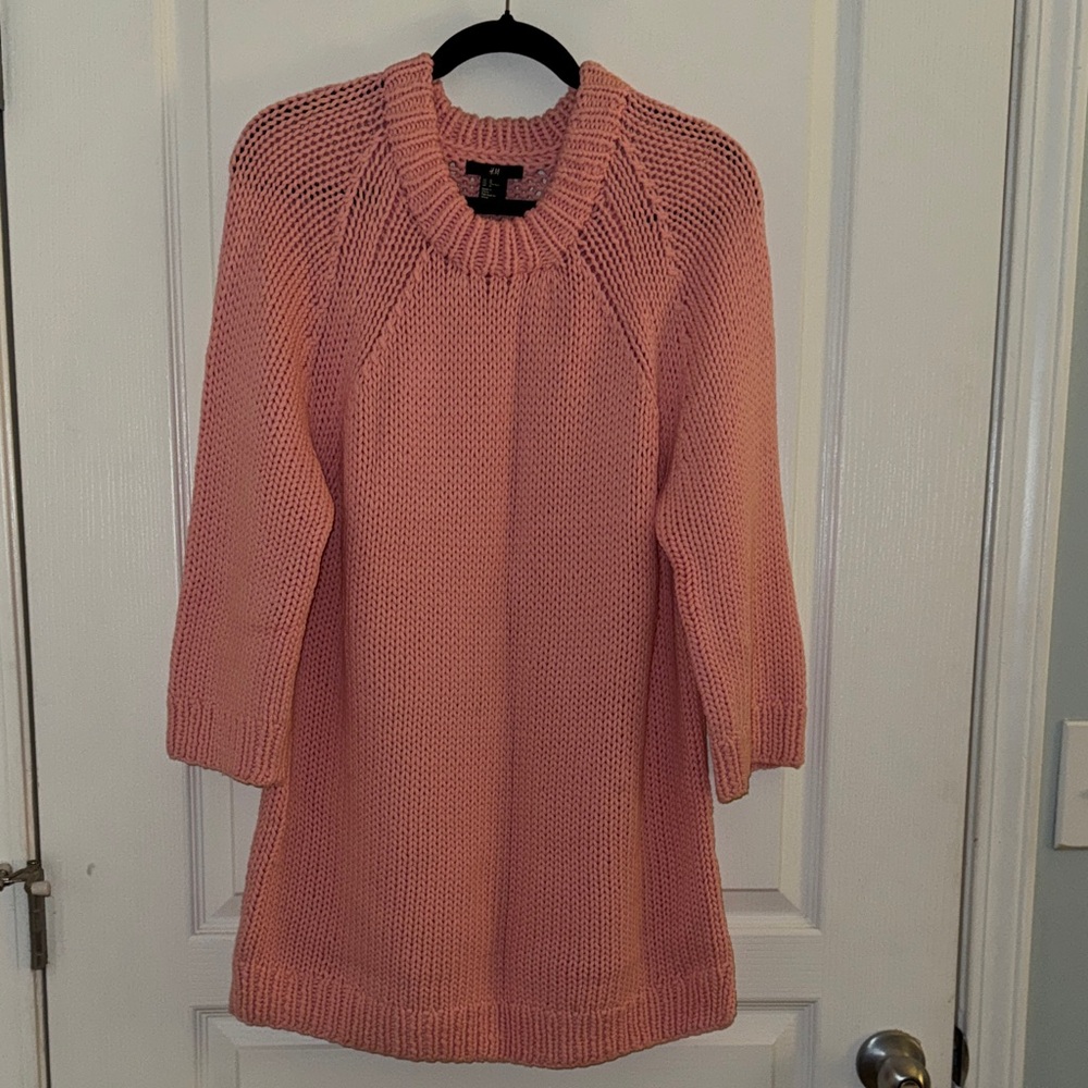 H&M Pink Crew Neck Sweater